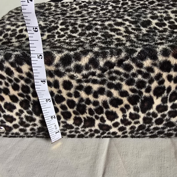 Kate Spade New York Leopard Print Tote Bag - Picture 8 of 16
